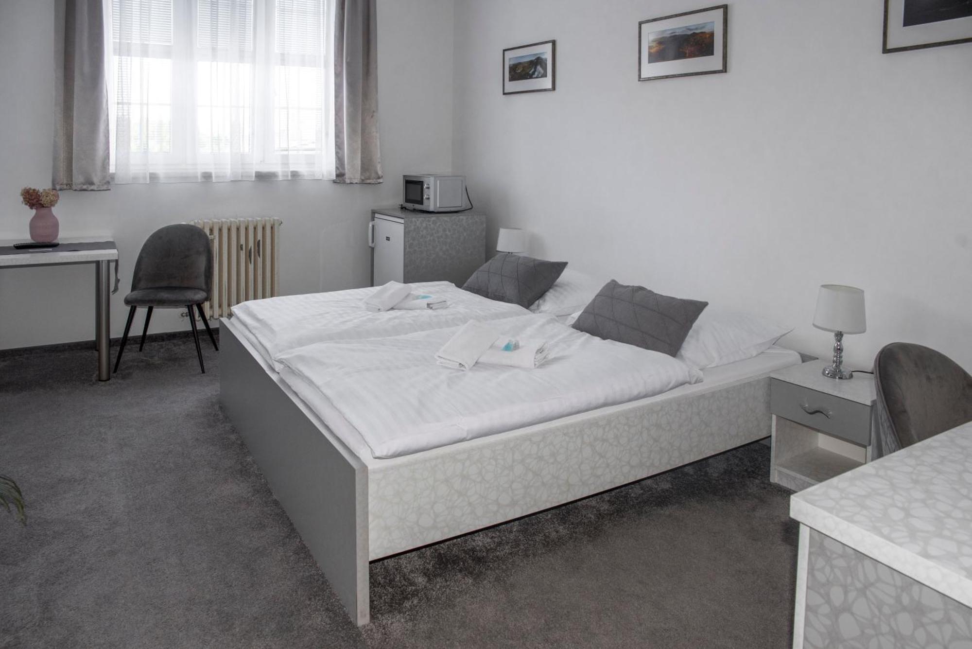 Classic Apartmany Trinec Dış mekan fotoğraf