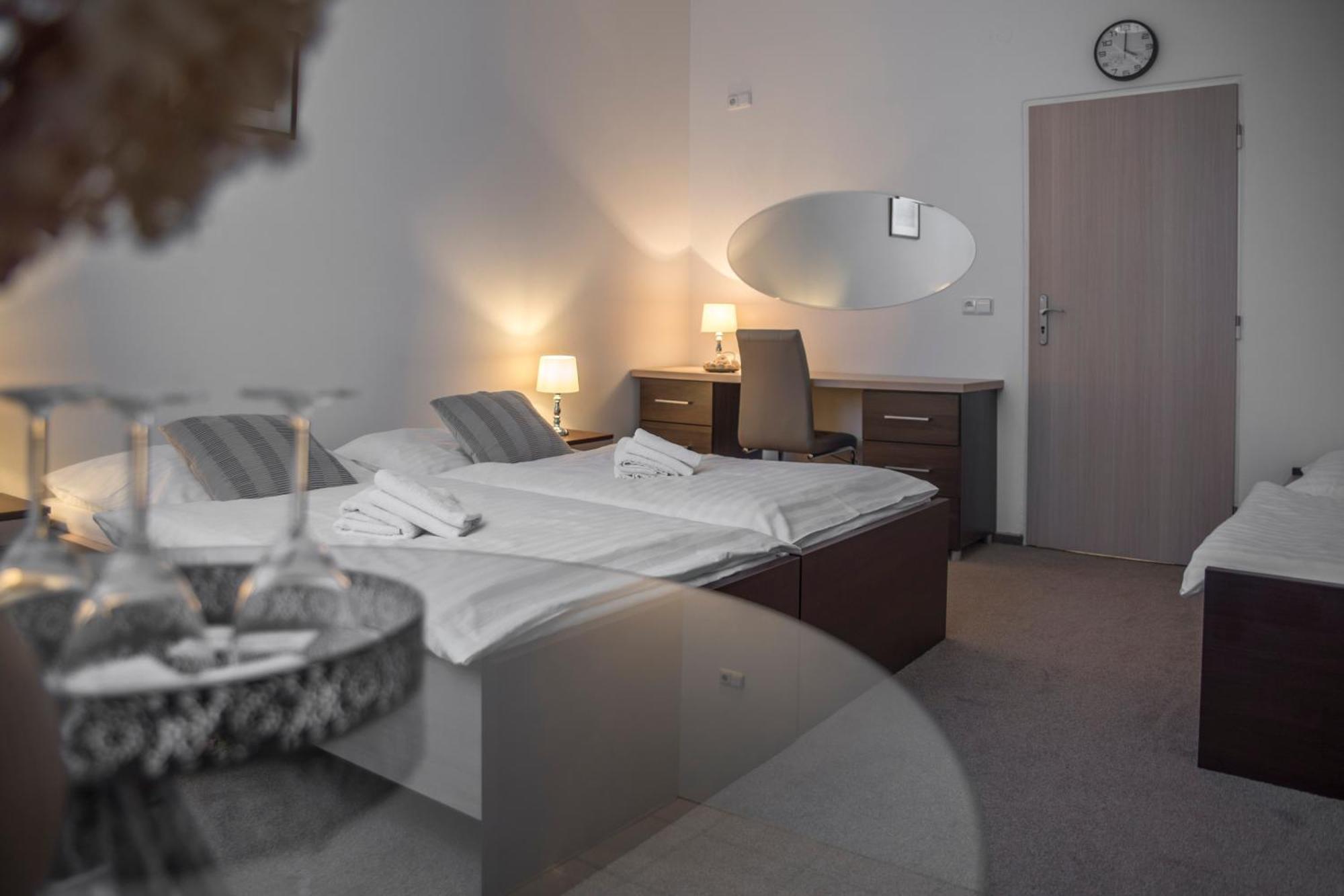 Classic Apartmany Trinec Dış mekan fotoğraf