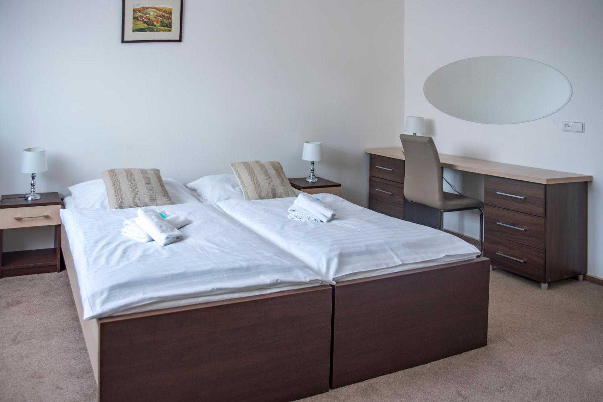 Classic Apartmany Trinec Dış mekan fotoğraf